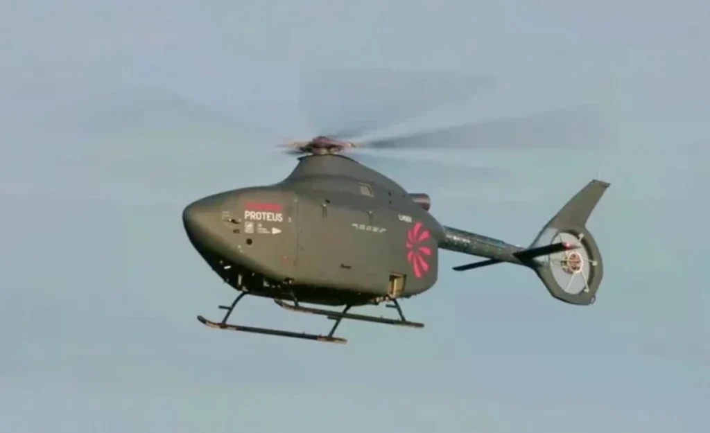 İngiliz Donanması’nın İnsansız Helikopteri İlk Kez Havalandı