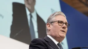 Starmer: “Avrupa Değerlerini Korumak için Savaşmaya Hazır Olmalı”