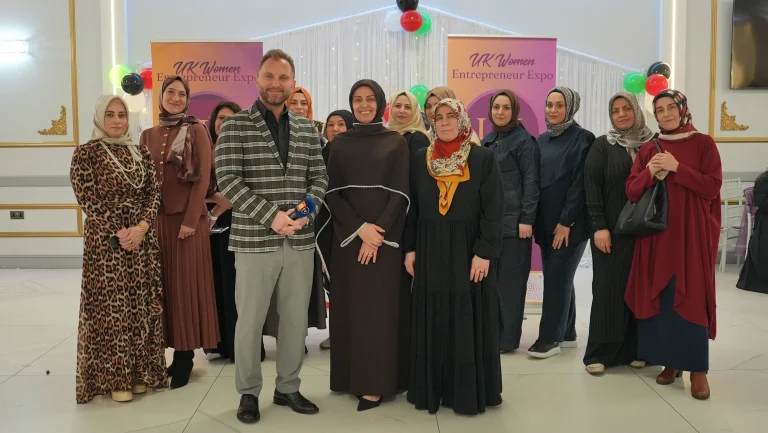 Londra’da Girişimci Türk Kadınlarından Gazze ve İdlib Yetimleri İçin Anlamlı İftar Buluşması