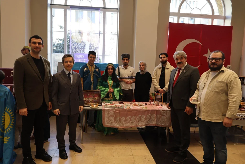 TUSU Londra’daki Bahar Festivalinde Türkiye’yi Temsil Etti