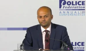 İngiltere ve Galler Polis Federasyonu Başkanı Başkanı Yolsuzluk Şüphesiyle Tutuklandı