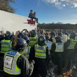 Dorset’te Yasadışı Rave Partisine Polis Müdahalesi