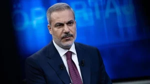 Hakan Fidan Londra’ya geliyor: Oturum başvurularındaki gecikmeler de masada