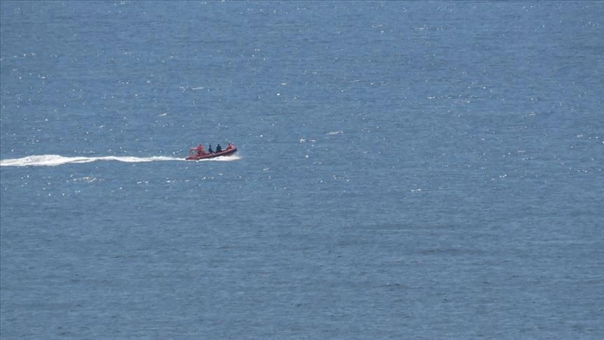 Manş Denizi’nden İngiltere’ye ulaşmaya çalışan 2 göçmen hayatını kaybetti, 1 kişi kayıp