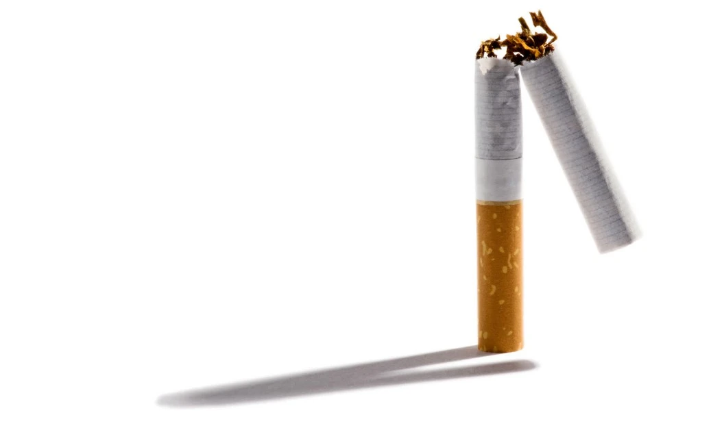 İngiltere’de Tarihi Sigara Karar! 2009 Sonrası Doğanlara Ömür Boyu Yasak Geliyor