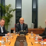 Türkiye 2026 yaz turizmi için İngiltere ve Almanya ile masaya oturdu