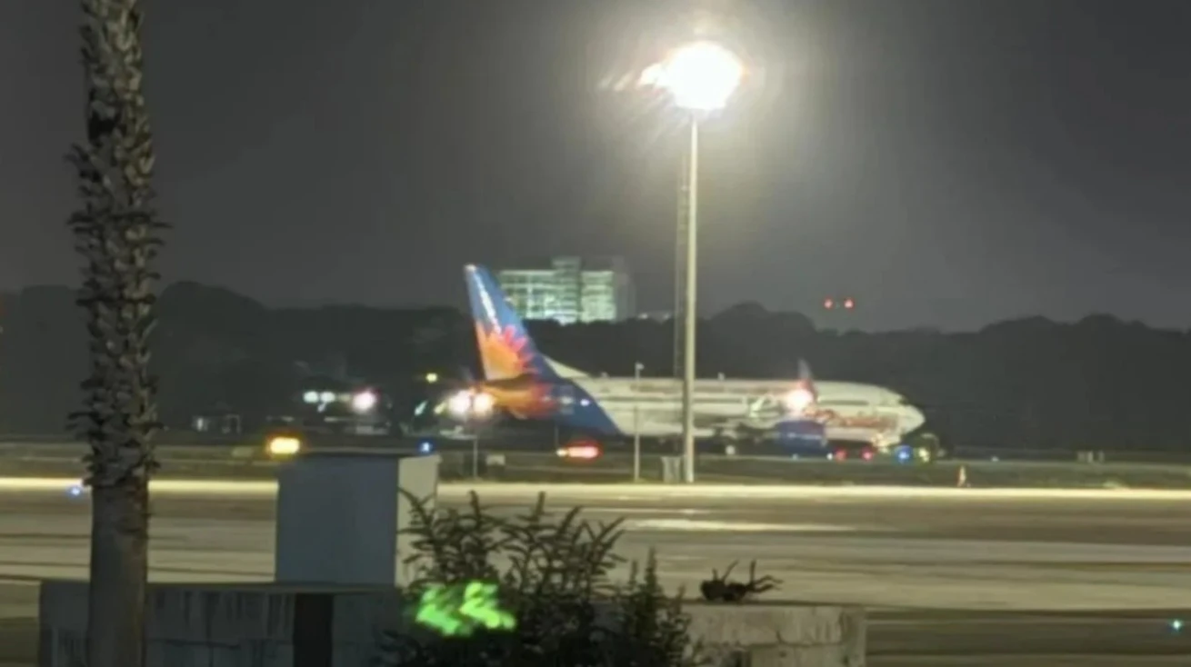 Antalya–İngiltere Seferinde Acil Durum! Pilot Rahatsızlandı, Uçak Geri Döndü