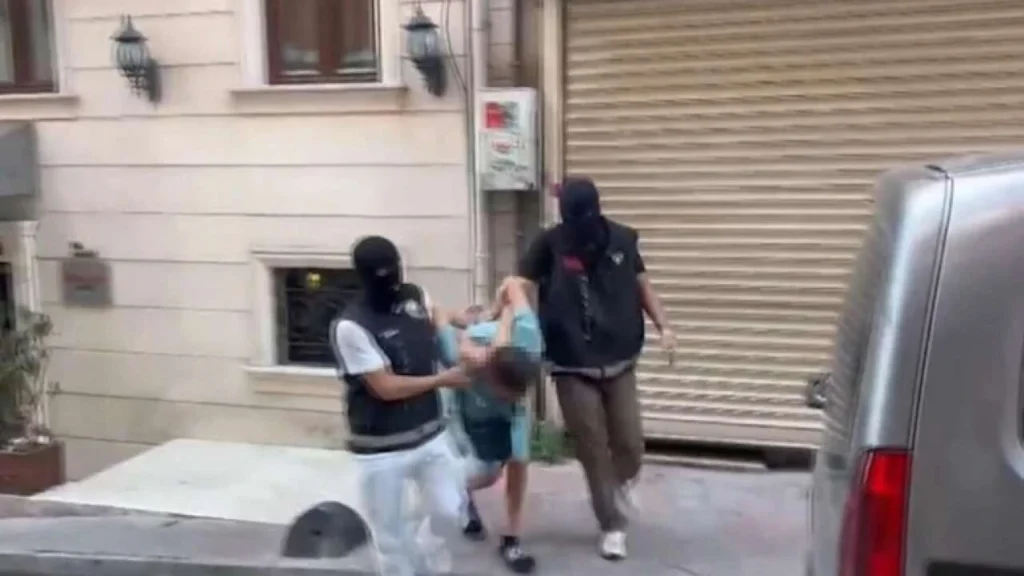 İngiltere’nin uyuşturucu ticaretinden aradığı şüpheli İstanbul’da yakalandı