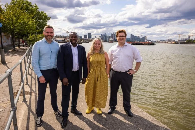 Güney Londra’da nehir kıyısında 8 bin konut ve yeni bir mahalle inşa edilecek
