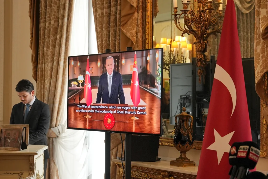 Londra’da Cumhuriyet’in 103. Yılına Özel Görkemli Kutlama